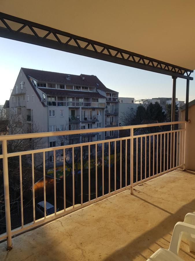 Rajiceva 5- Apartman Sa Prostranom Terasom I Garaznim Mestom ครากูเยวัตส์ ภายนอก รูปภาพ